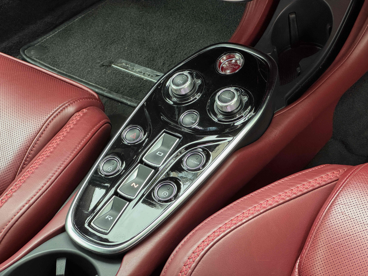 邁凱倫 GT  2022款 4.0T 標(biāo)準(zhǔn)型圖片