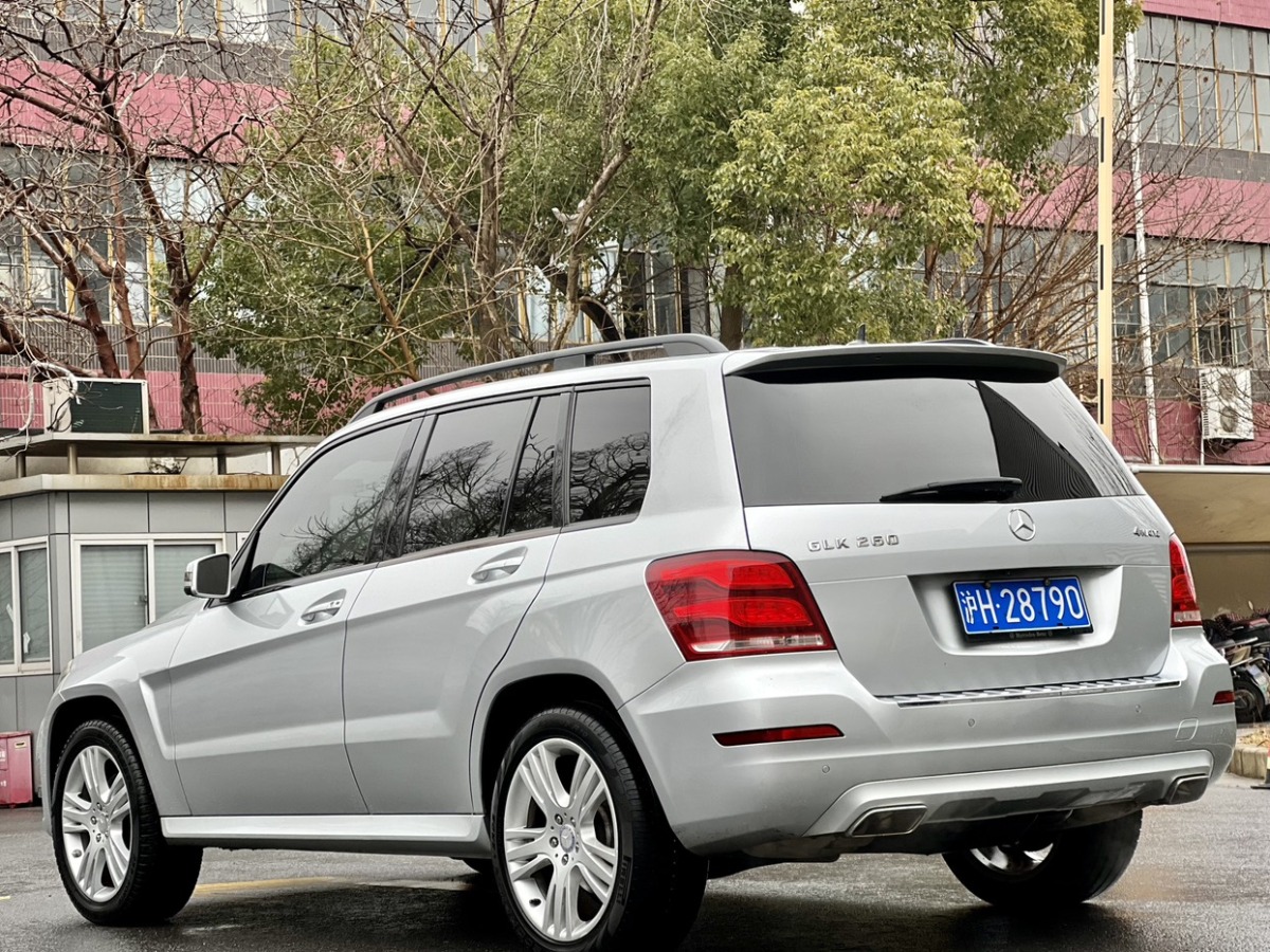 奔驰 奔驰GLK级  2014款 GLK 260 4MATIC 动感型图片