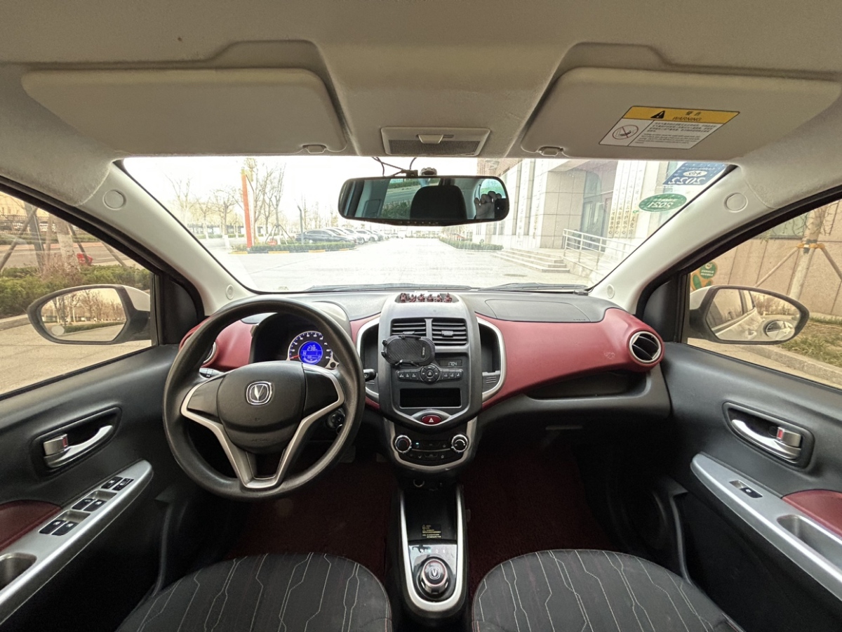 长安 奔奔EV  2019款 改款 EV360 豪华型图片