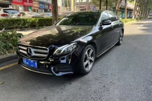 奔驰E级 奔驰 E 300 L 运动时尚型