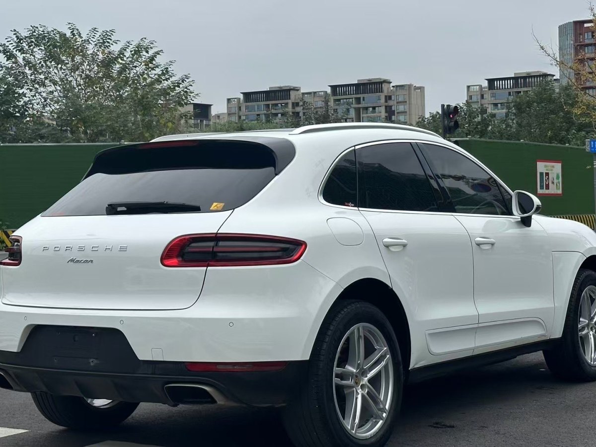 保時(shí)捷 Macan  2014款 Macan 2.0T圖片