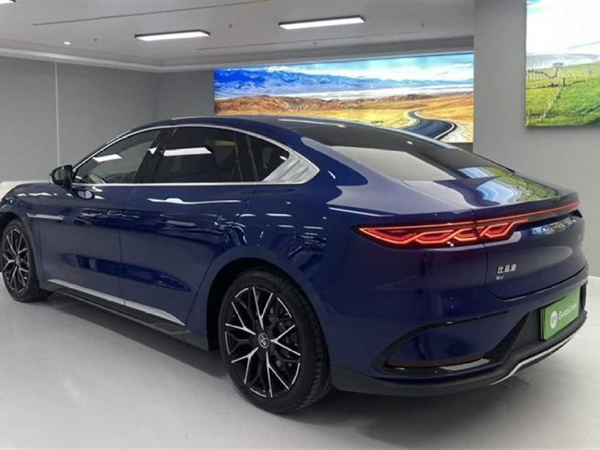 比亞迪 漢  2022款 EV 創(chuàng)世版 610KM四驅(qū)尊享型圖片