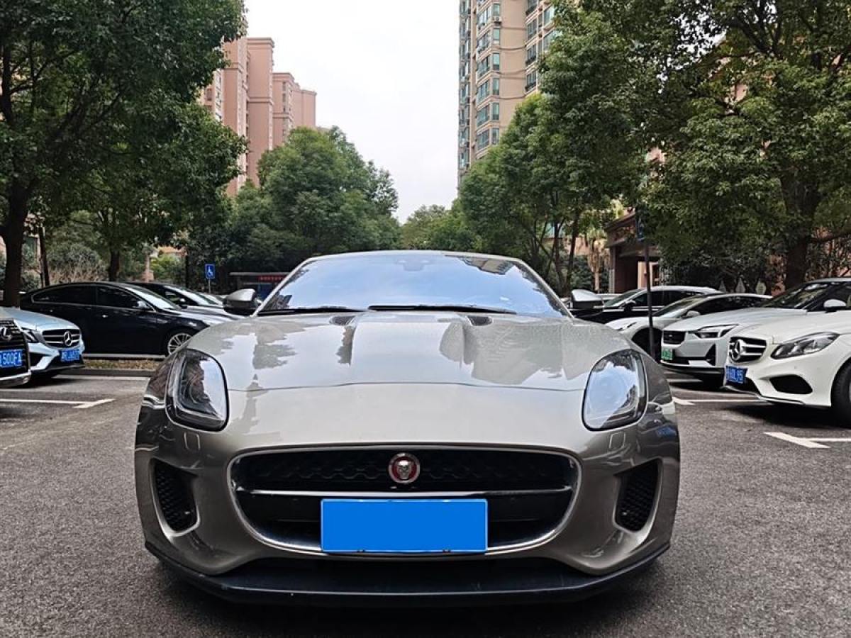 2018年11月捷豹 F-TYPE  2019款 3.0T 敞篷版