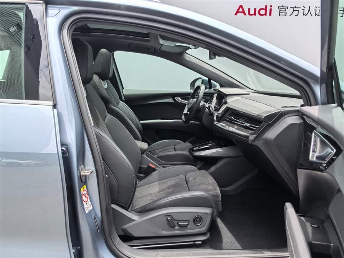 奧迪 奧迪Q4 e-tron  2022款 50 e-tron quattro 創(chuàng)境版圖片