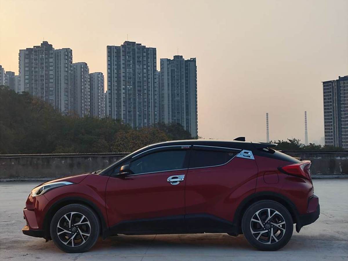 豐田 C-HR  2020款 2.0L 領先版圖片