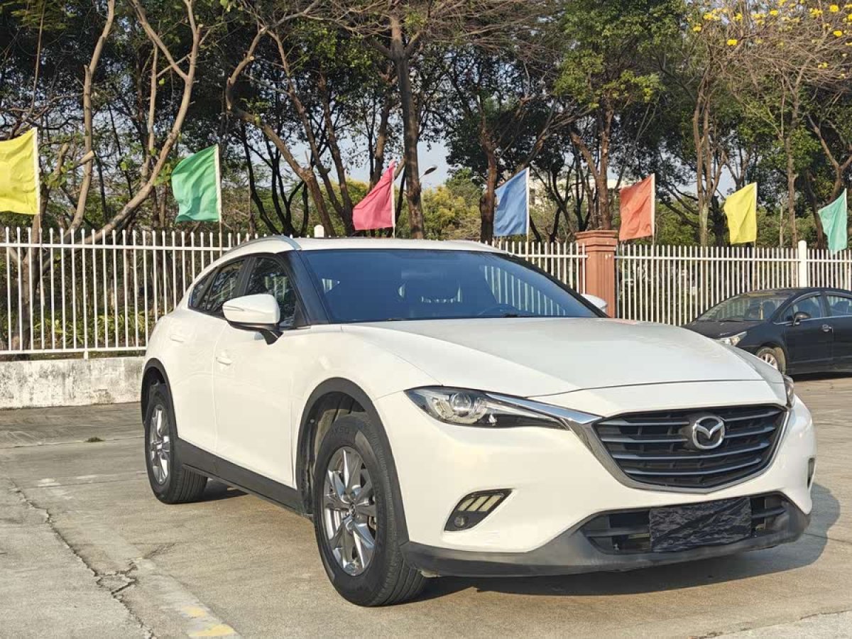 馬自達 CX-4  2018款 2.0L 自動兩驅(qū)藍天品位升級版圖片