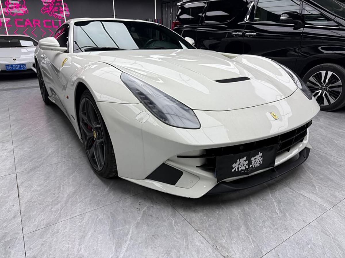 法拉利 F12berlinetta  2013款 6.3L 標準型圖片