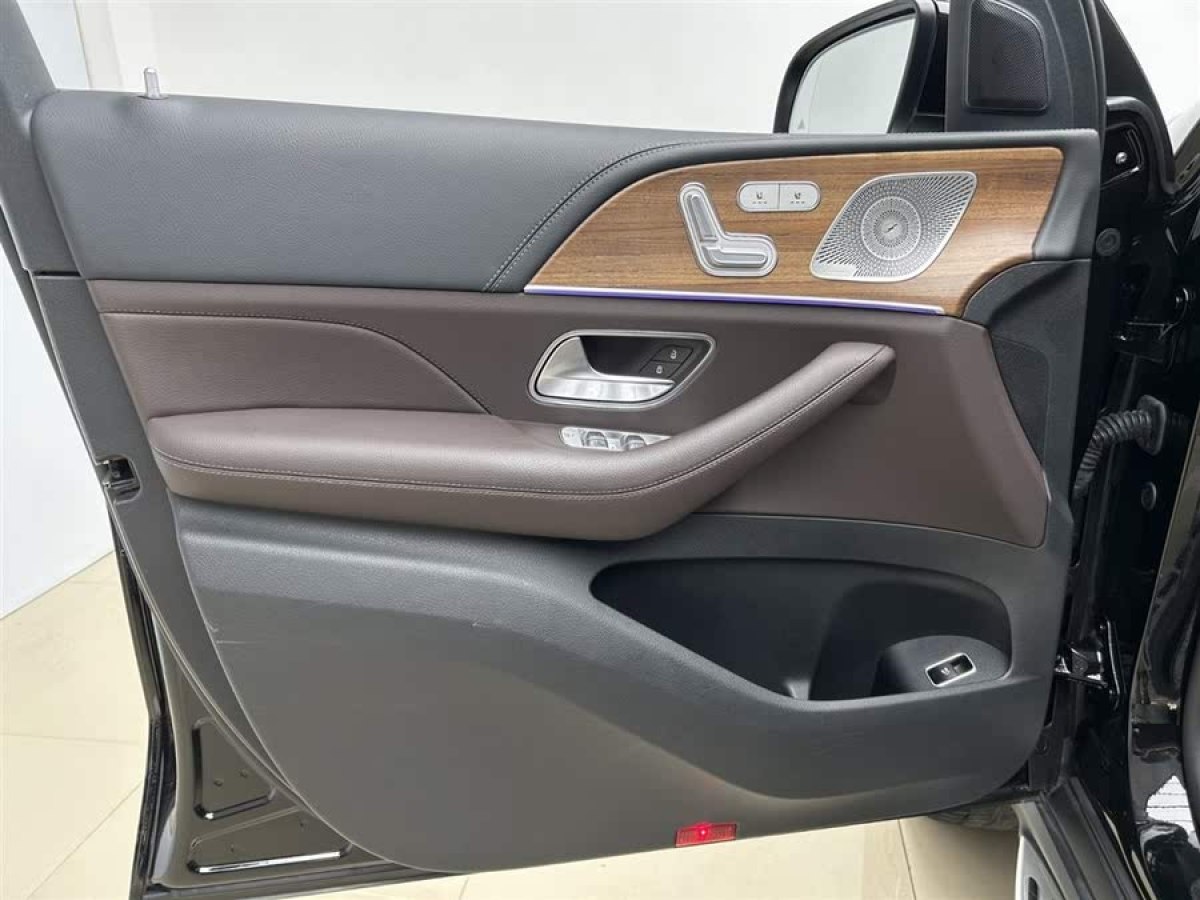 奔馳 奔馳GLS  2022款 改款 GLS 450 4MATIC 豪華型圖片