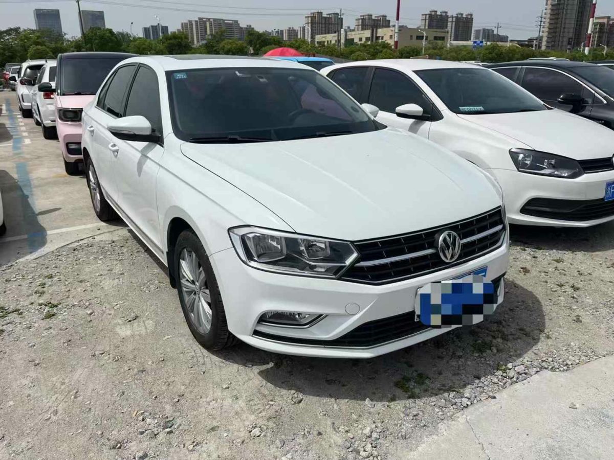 大眾 寶來(lái)  2017款 1.6L 自動(dòng)時(shí)尚型圖片