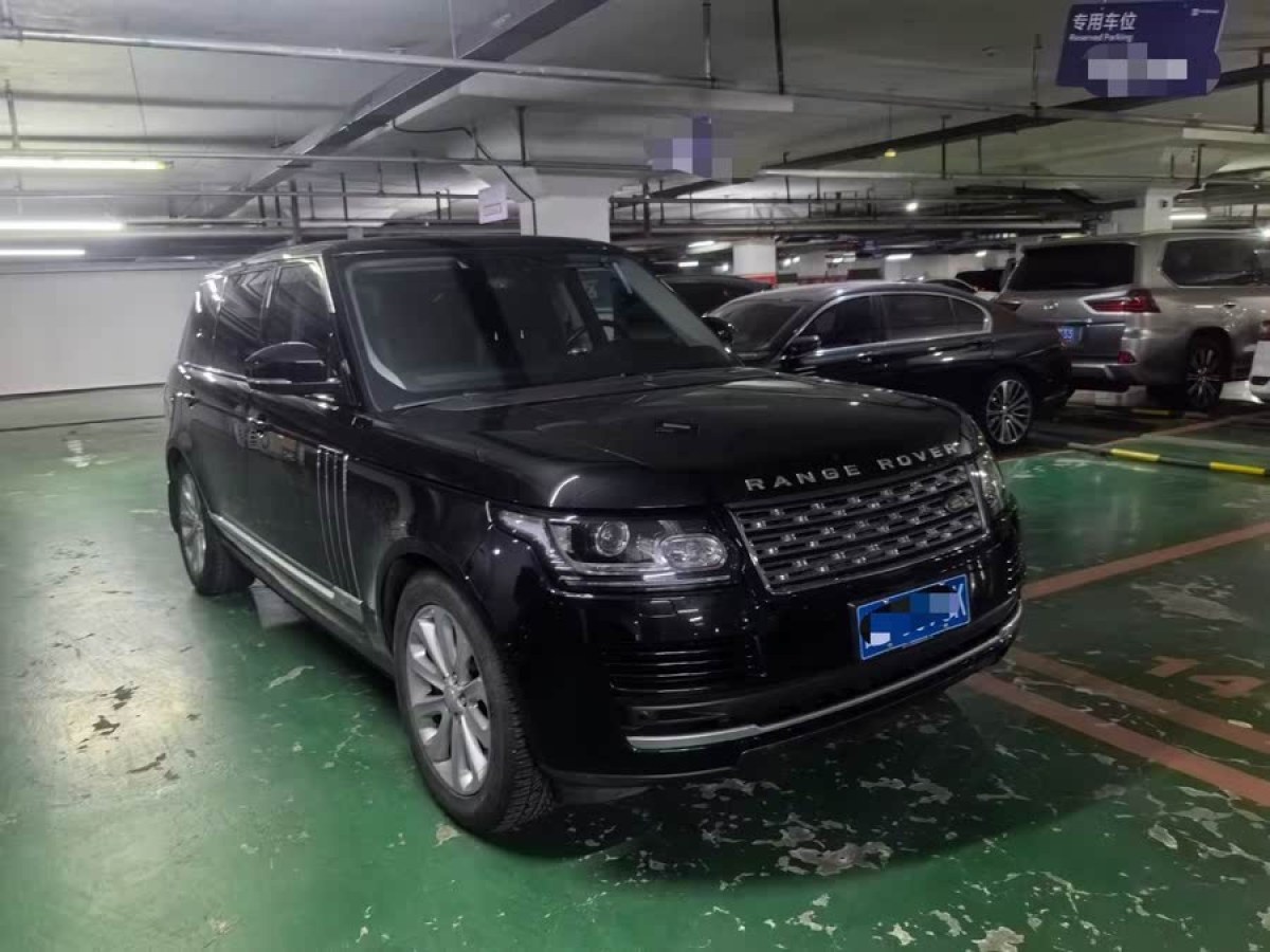 路虎 攬勝  2017款 3.0 V6 SC Vogue 加長(zhǎng)版圖片