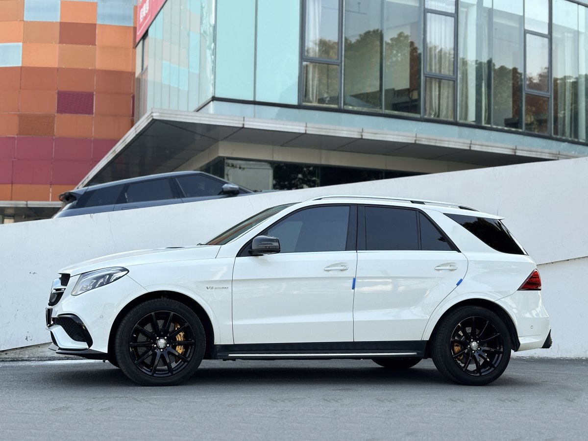 奔馳 奔馳GLE AMG  2015款 AMG GLE 63 4MATIC圖片