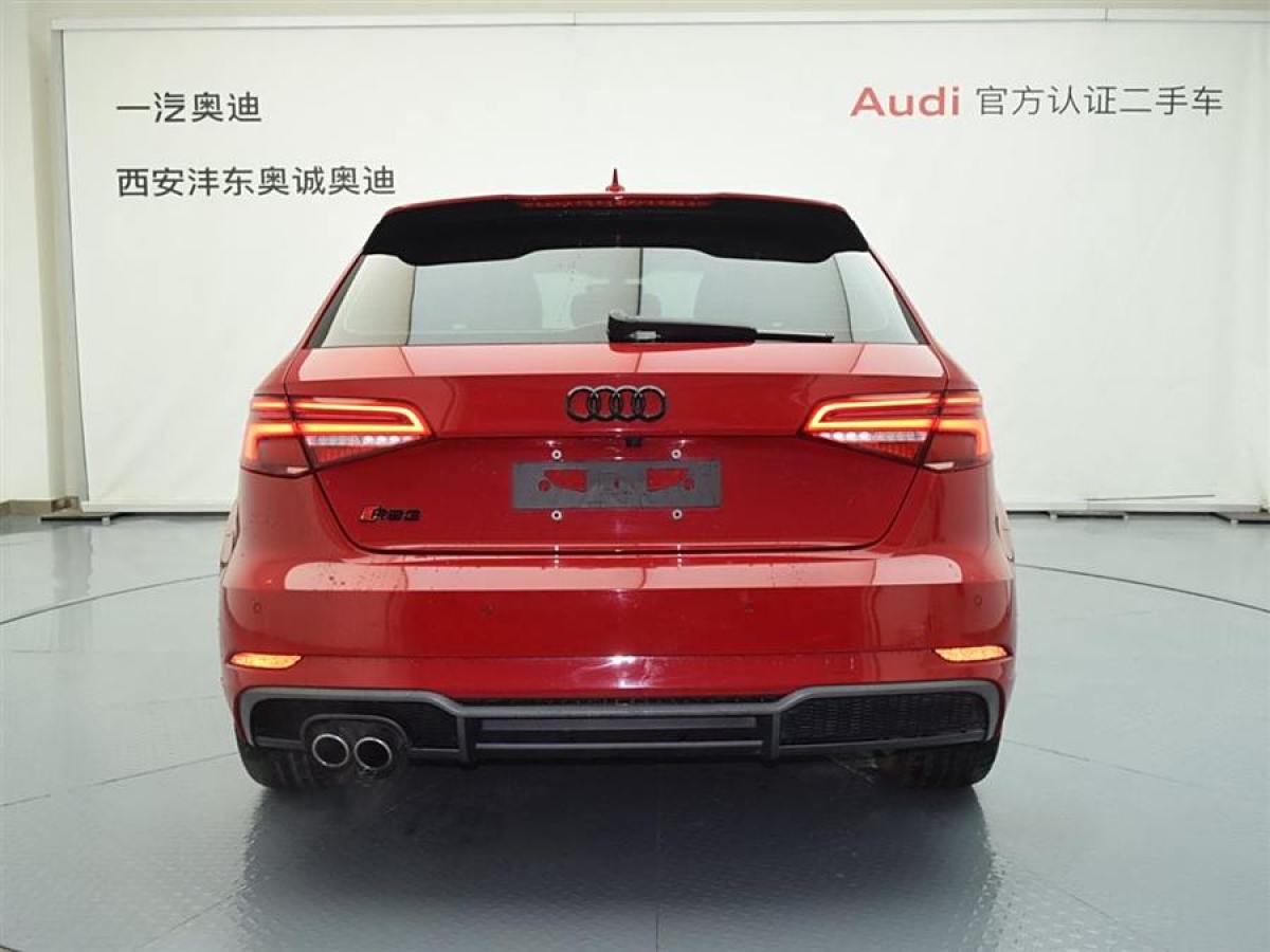 奧迪 奧迪A3  2018款 30周年年型 Sportback 35 TFSI 時(shí)尚型圖片