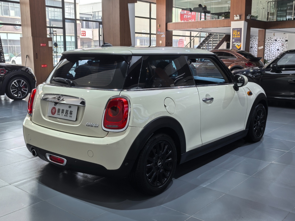 MINI MINI  2016款 1.2T ONE 先鋒派圖片