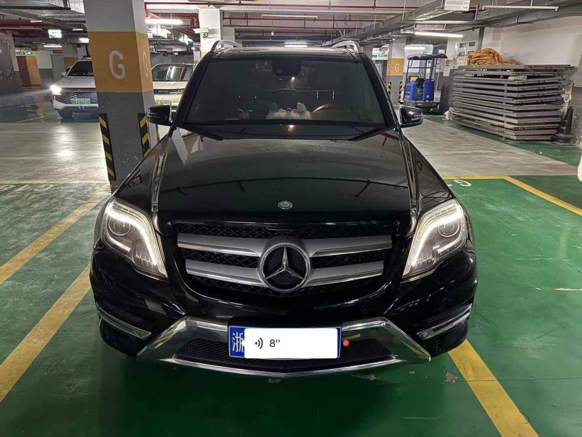 2015年1月奔馳 奔馳GLK級(jí)  2015款 GLK 260 4MATIC 動(dòng)感型 極致版