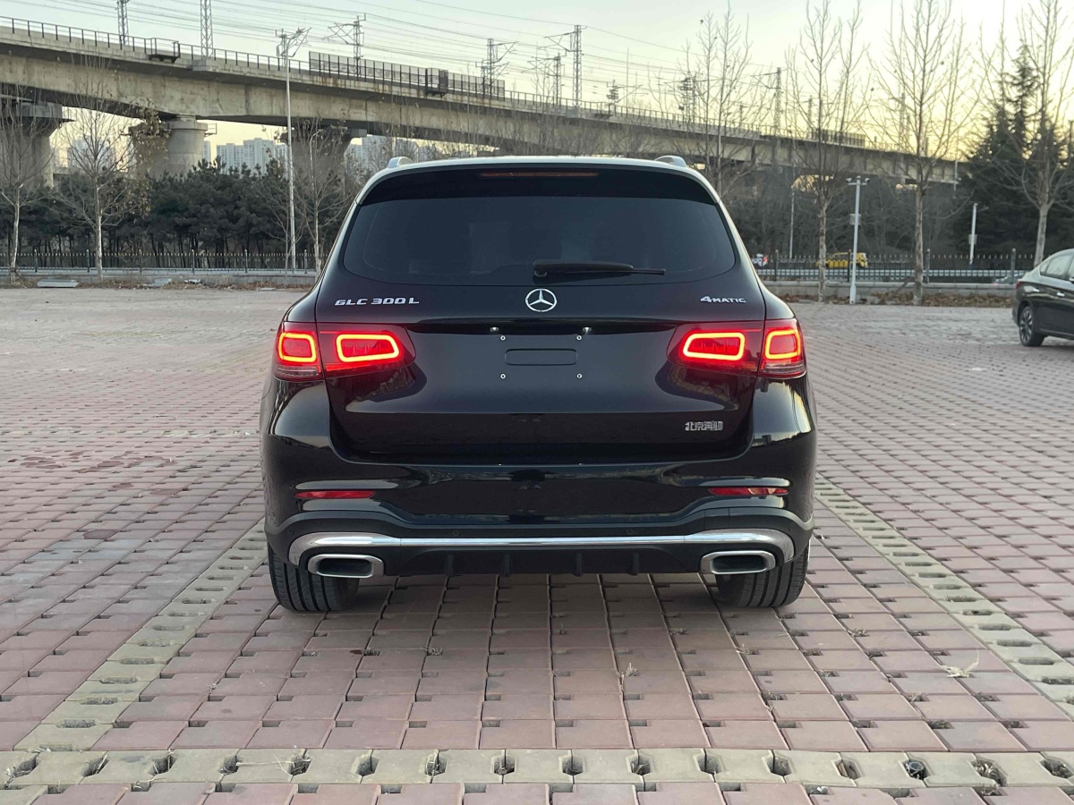 奔馳 奔馳GLC  2022款 改款三 GLC 300 L 4MATIC 豪華型圖片