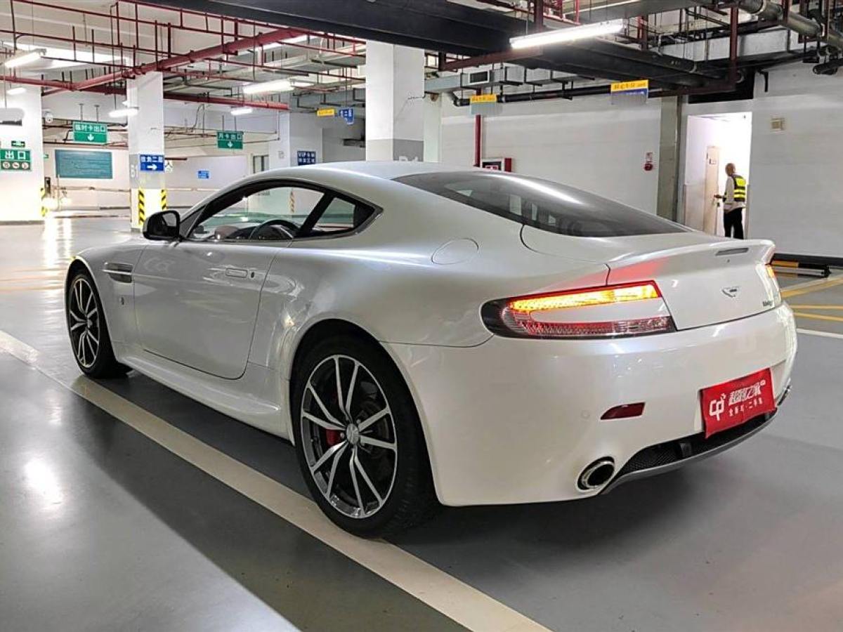 阿斯頓·馬丁 V8 Vantage  2011款 4.7L Sportshift Coupe圖片