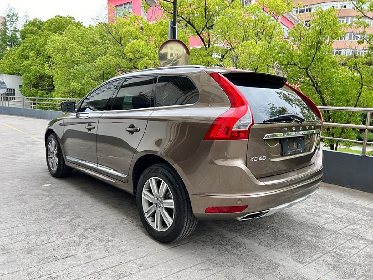 沃爾沃 XC60  2016款 T5 AWD 智遠版圖片