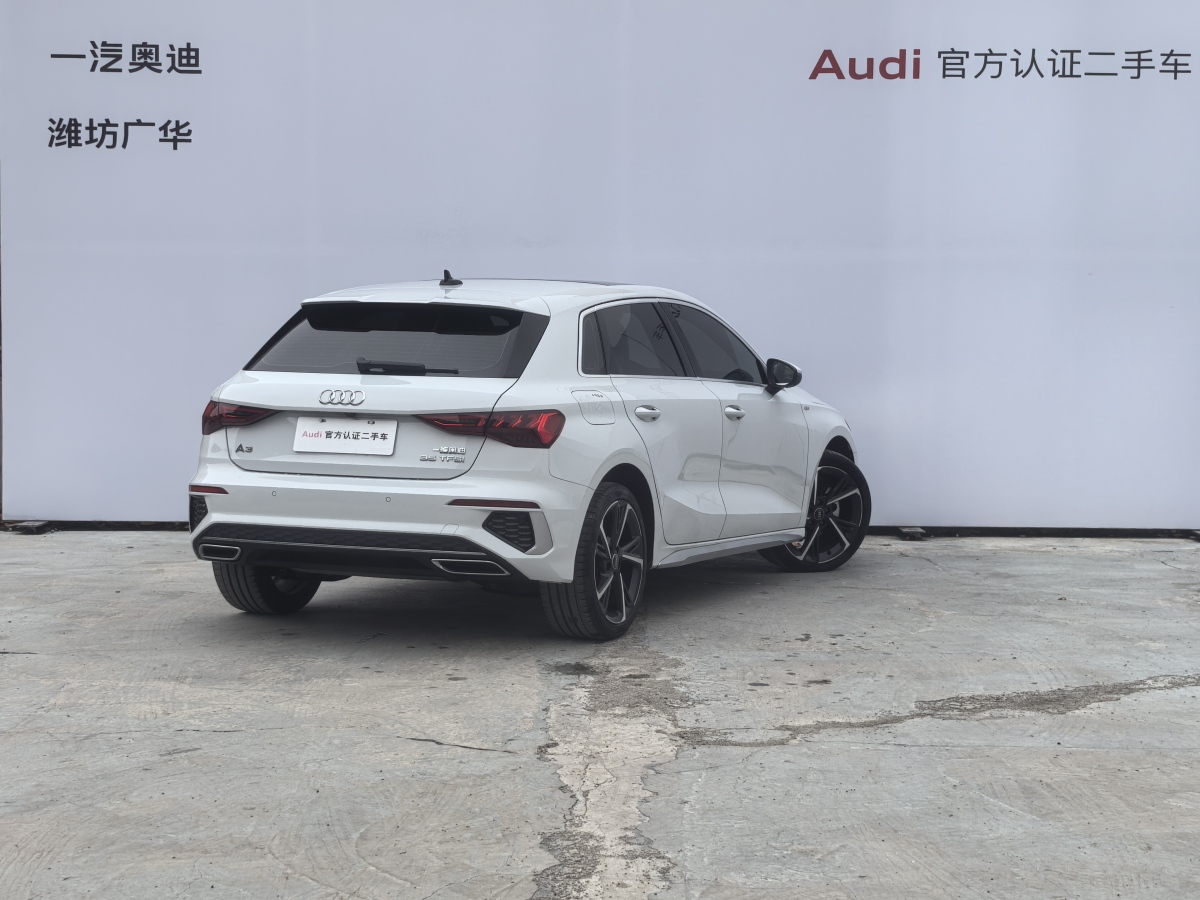 奧迪 奧迪A3  2022款 Sportback 35 TFSI 時(shí)尚運(yùn)動(dòng)型圖片