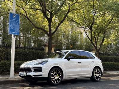 2023年2月 保時(shí)捷 Cayenne新能源 Cayenne E-Hybrid 2.0T 鉑金版圖片