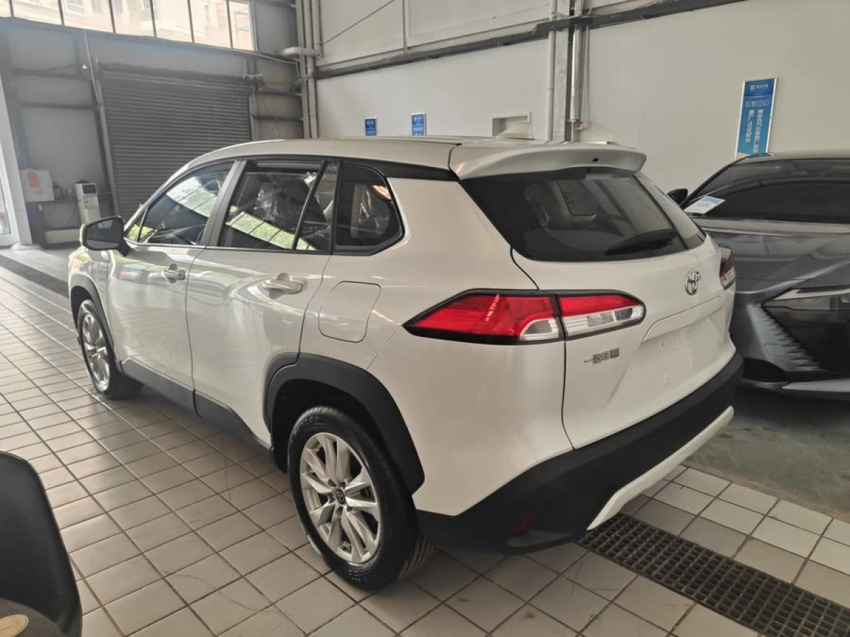 豐田 卡羅拉銳放  2023款 2.0L 先鋒版圖片