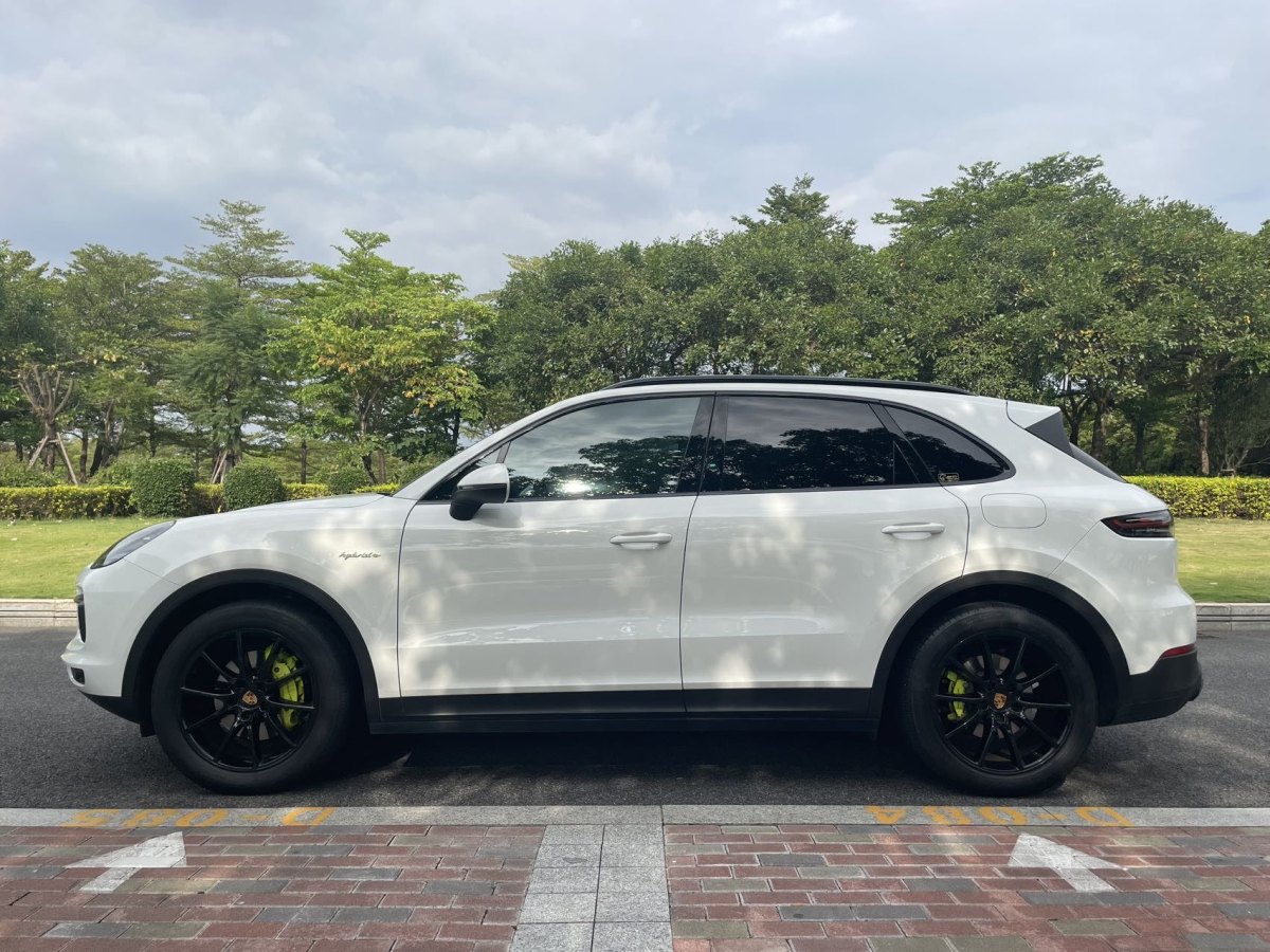 保时捷 Cayenne新能源  2021款 Cayenne E-Hybrid 2.0T图片