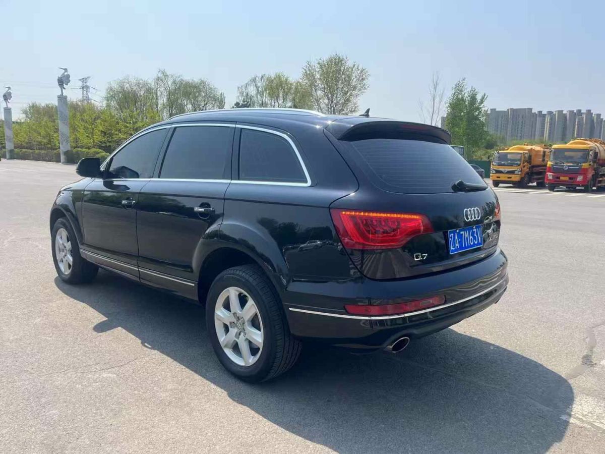 奧迪 奧迪Q7  2011款 3.0 TFSI 專享型(200kW)圖片