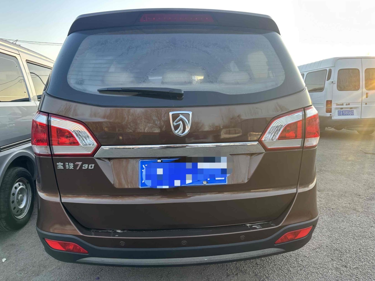 寶駿 730  2014款 1.5L 手動標(biāo)準(zhǔn)型 7座圖片