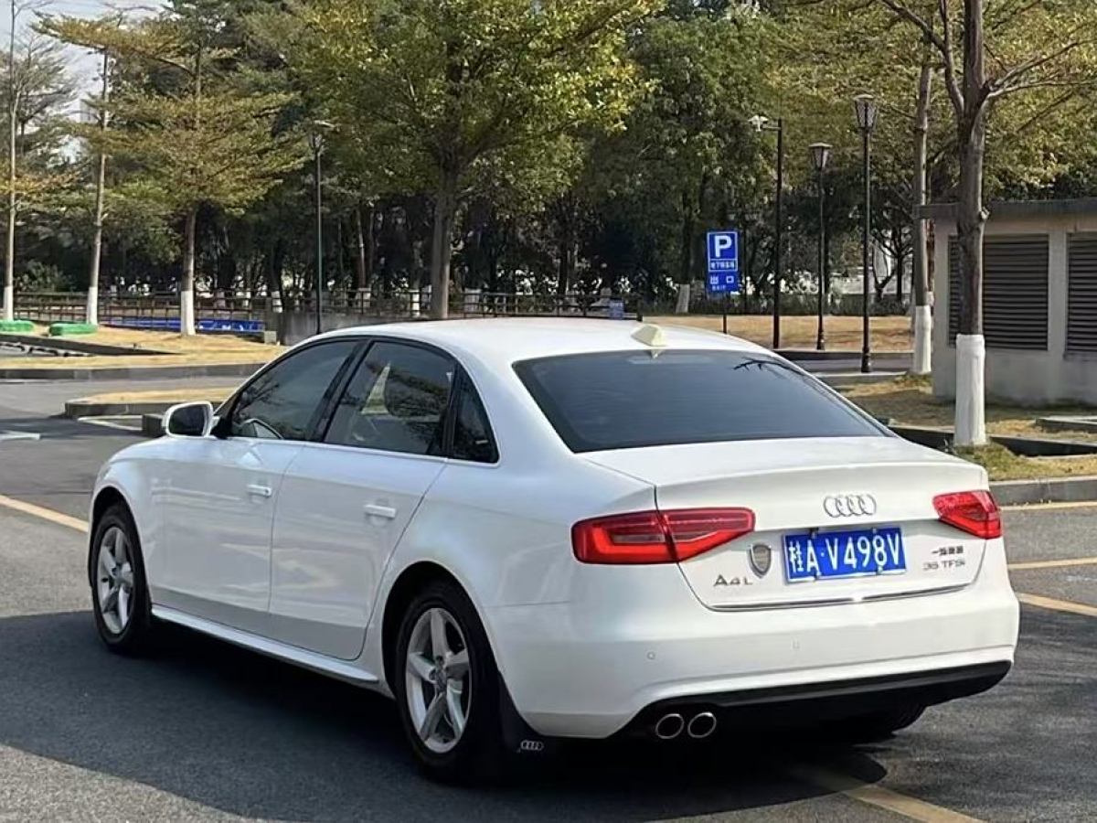 奧迪 奧迪A4L  2015款 35 TFSI 自動標準型圖片