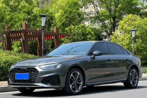 奧迪A4L 奧迪 40 TFSI 時(shí)尚動(dòng)感型