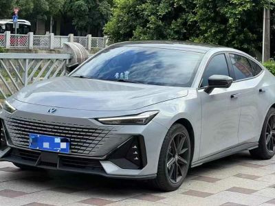 2022年6月 长安 长安UNI-V 1.5T 卓越型图片