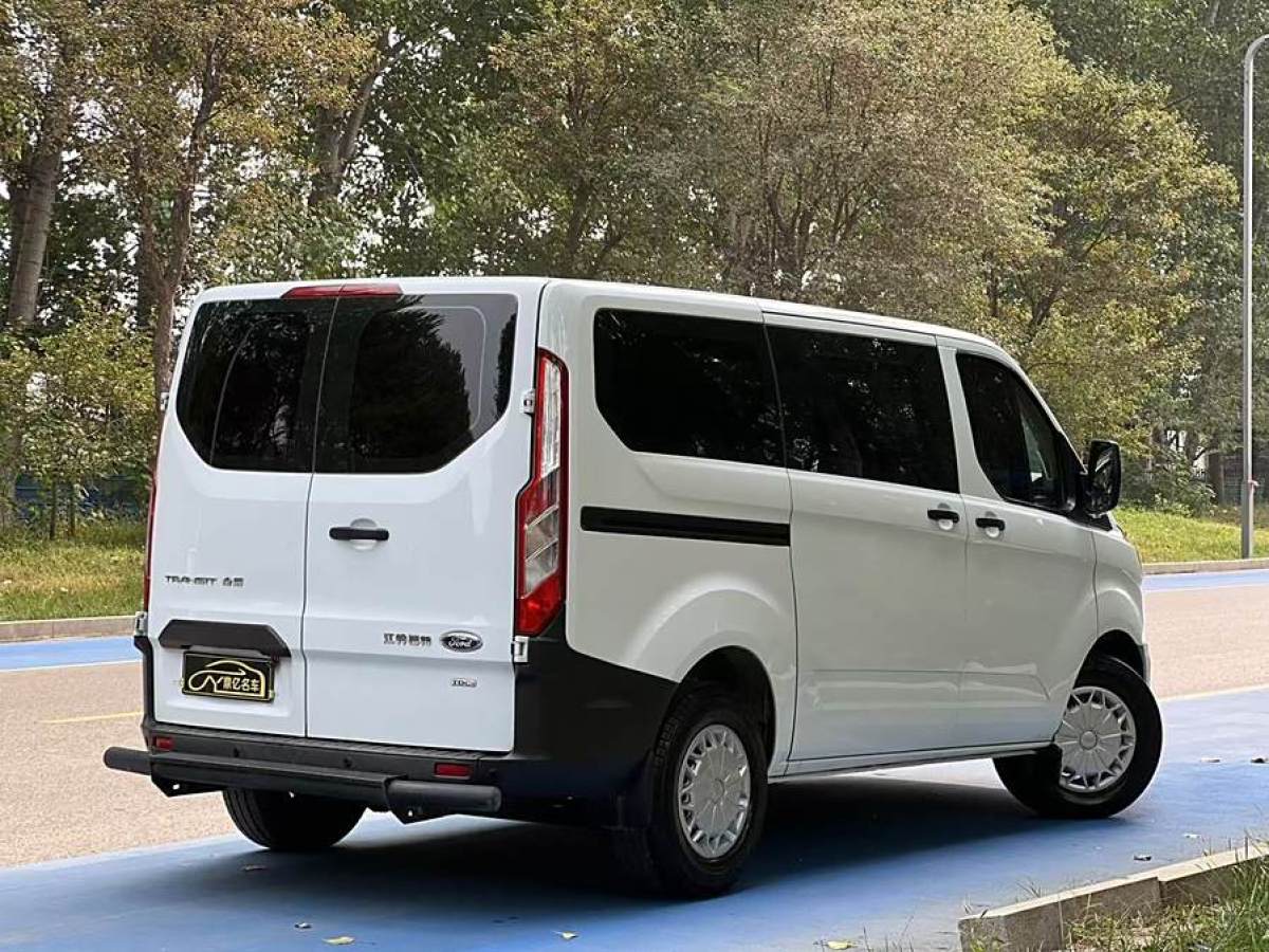 2019年4月福特 全順  2019款 2.0T柴油多功能商用車短軸低頂6座國(guó)VI