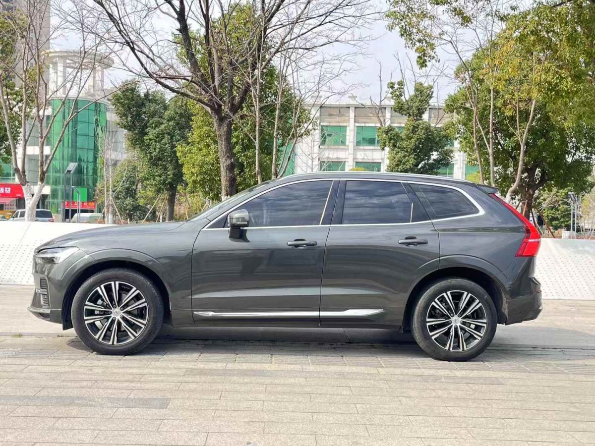 2022年1月沃爾沃 XC60  2022款 B4 智行豪華版