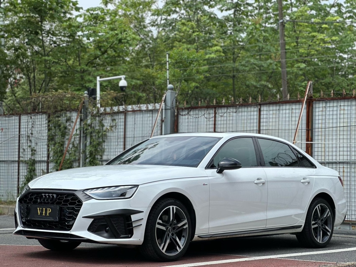 奧迪 奧迪A4L  2022款 40 TFSI 時(shí)尚致雅型圖片