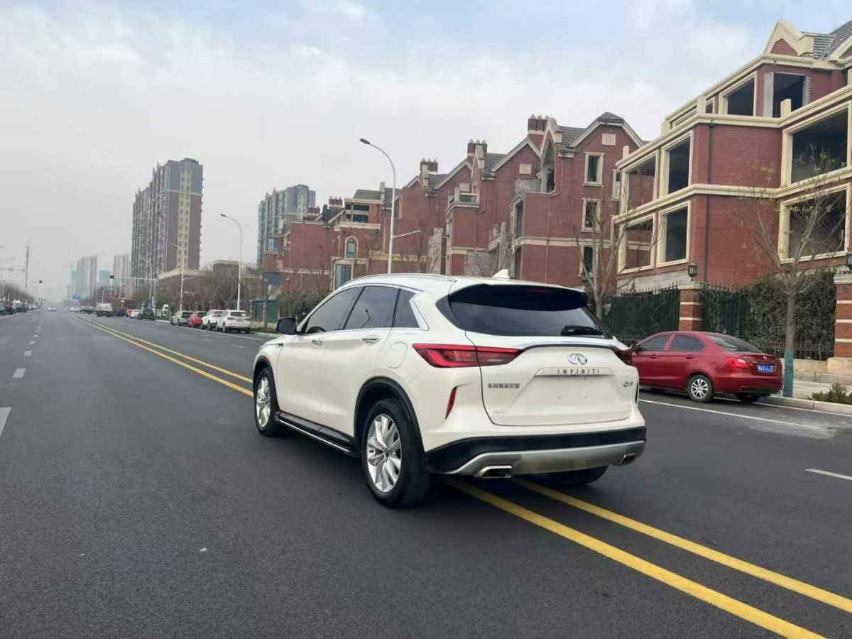 英菲尼迪 QX50  2018款 2.0T 四驅(qū)智能版圖片