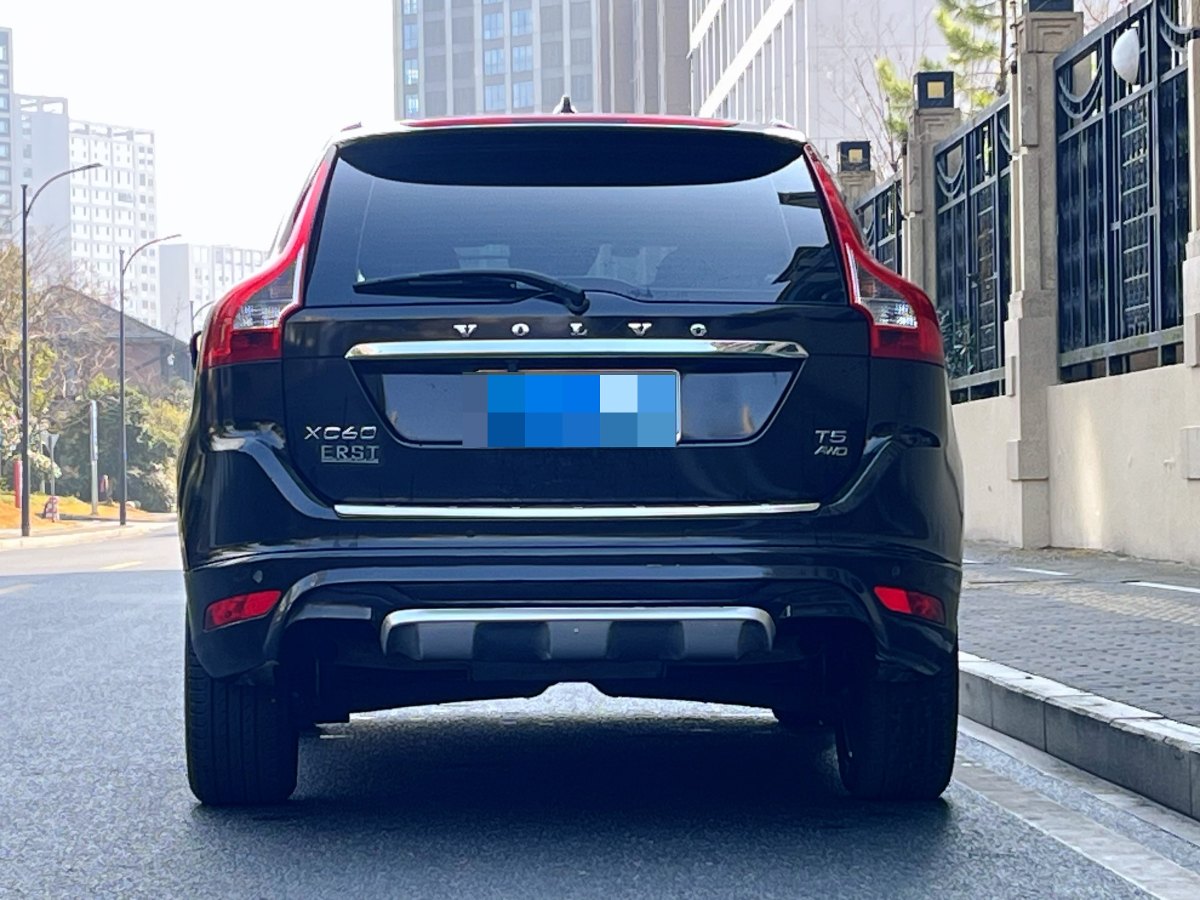 沃爾沃 XC60  2015款 T5 AWD 智遠(yuǎn)版圖片