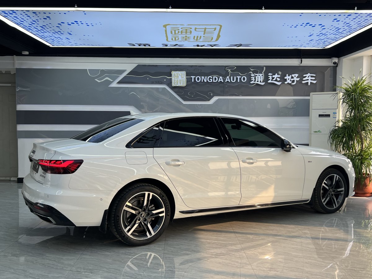 奧迪 奧迪A4L  2020款 40 TFSI 豪華動感型圖片