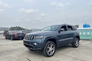 大切諾基 Jeep 3.0L 精英導(dǎo)航版