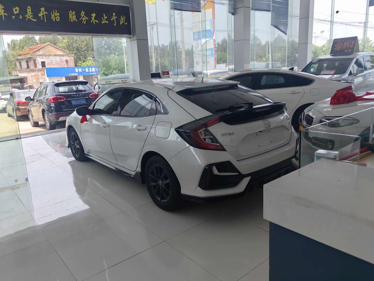 本田 思域  2021款 HATCHBACK 220TURBO CVT新锐控图片