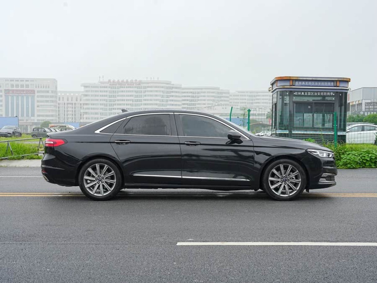 福特 金牛座  2019款 EcoBoost 245 尊享版圖片