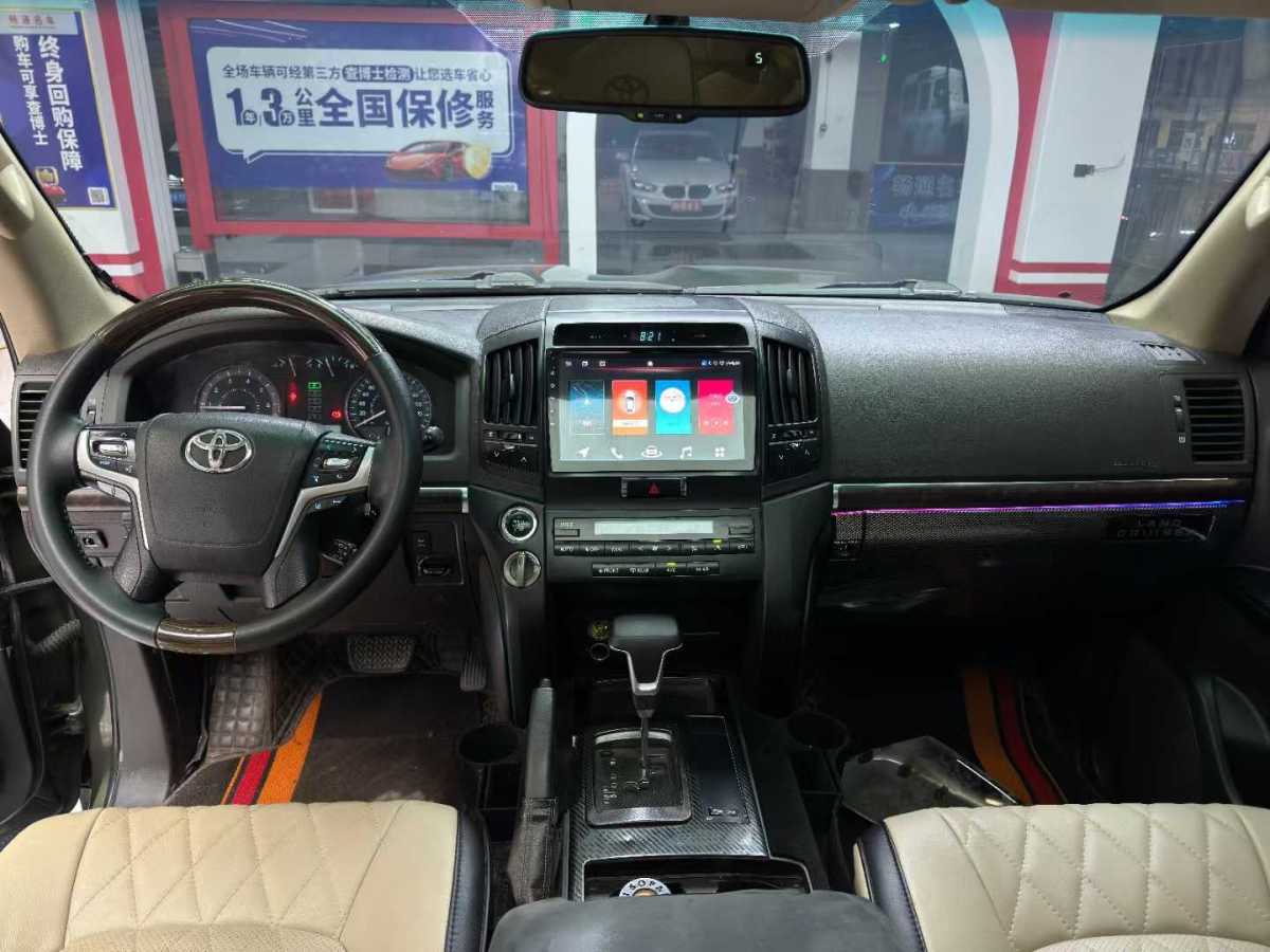 豐田 蘭德酷路澤  2010款 4.0L 自動(dòng)VX圖片