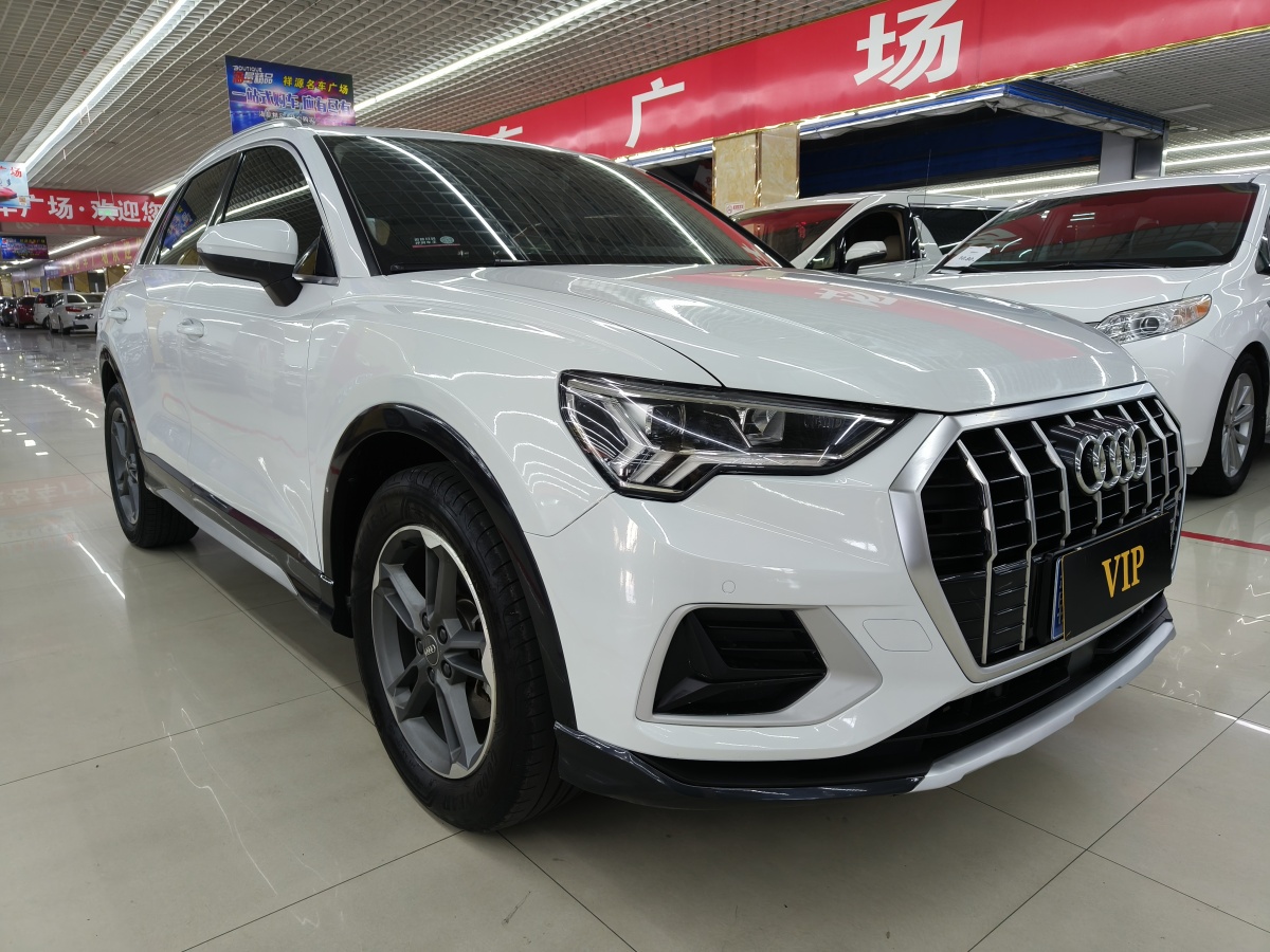 2021年10月奧迪 奧迪Q3  2022款 35 TFSI 進(jìn)取動(dòng)感型