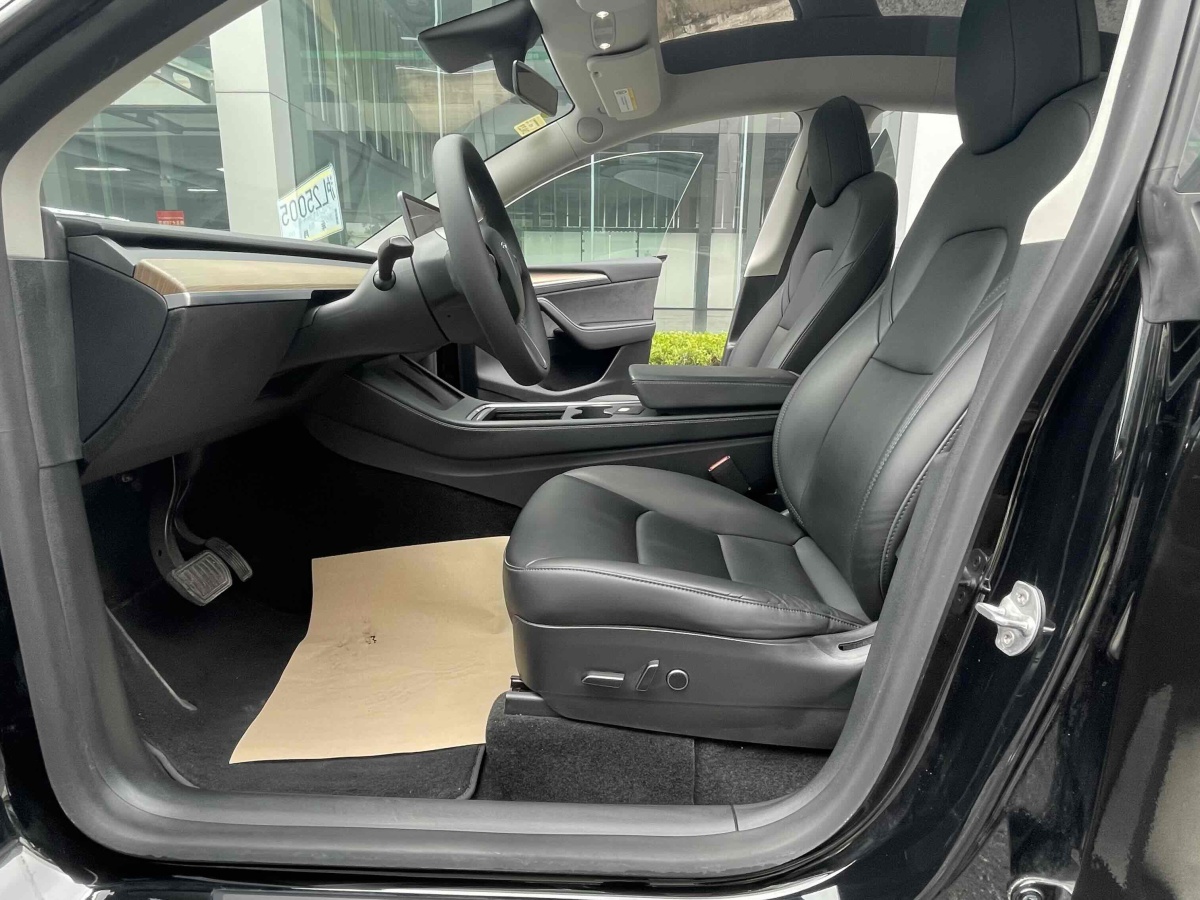 特斯拉 Model Y  2021款 長(zhǎng)續(xù)航全輪驅(qū)動(dòng)版 3D7圖片