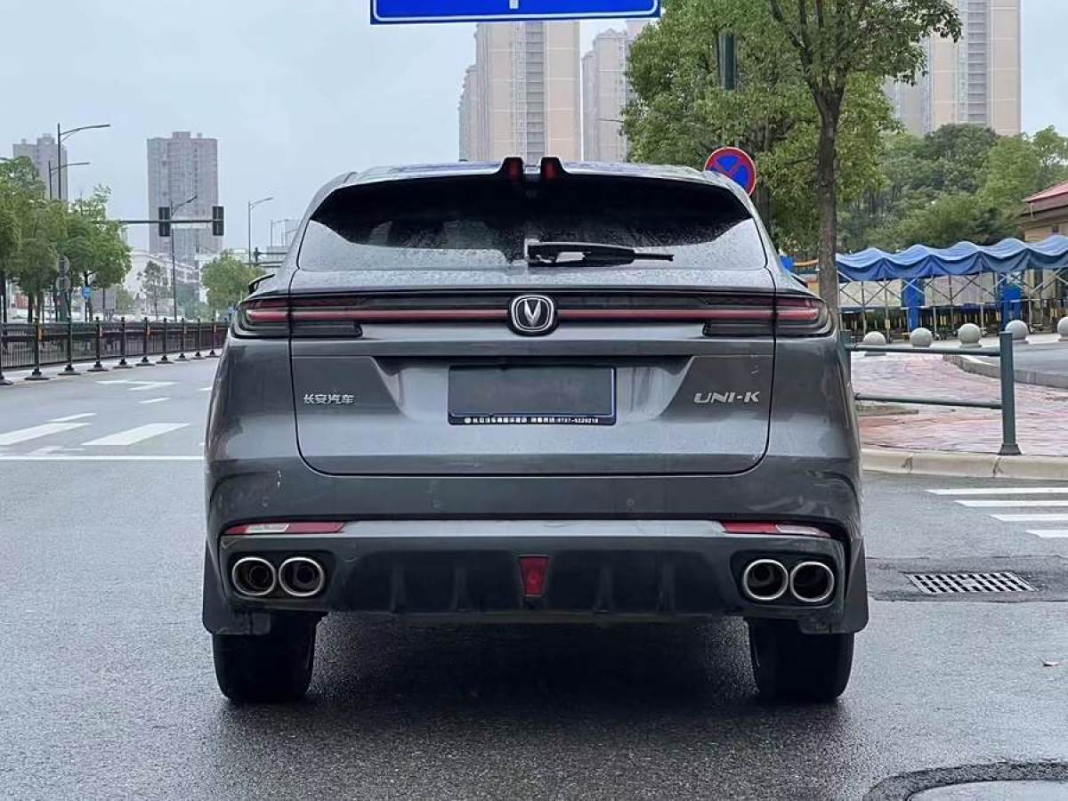 長(zhǎng)安 長(zhǎng)安UNI-K  2021款 2.0T 尊貴型圖片