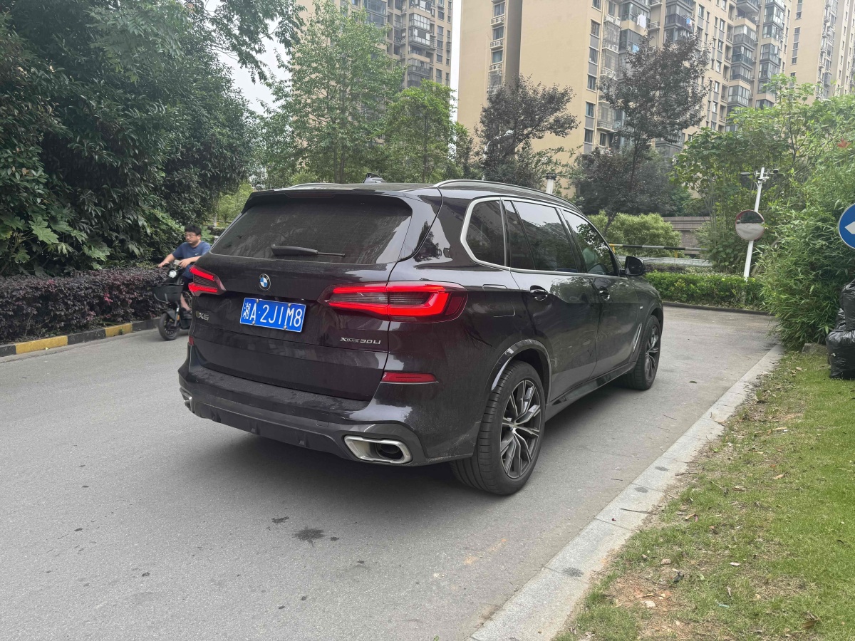 寶馬 寶馬X5  2022款 改款 xDrive 30Li 尊享型M運動套裝圖片