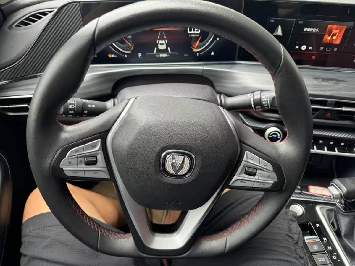 長安 逸動  2020款 PLUS 藍鯨NE 1.4T GDI DCT旗艦型圖片