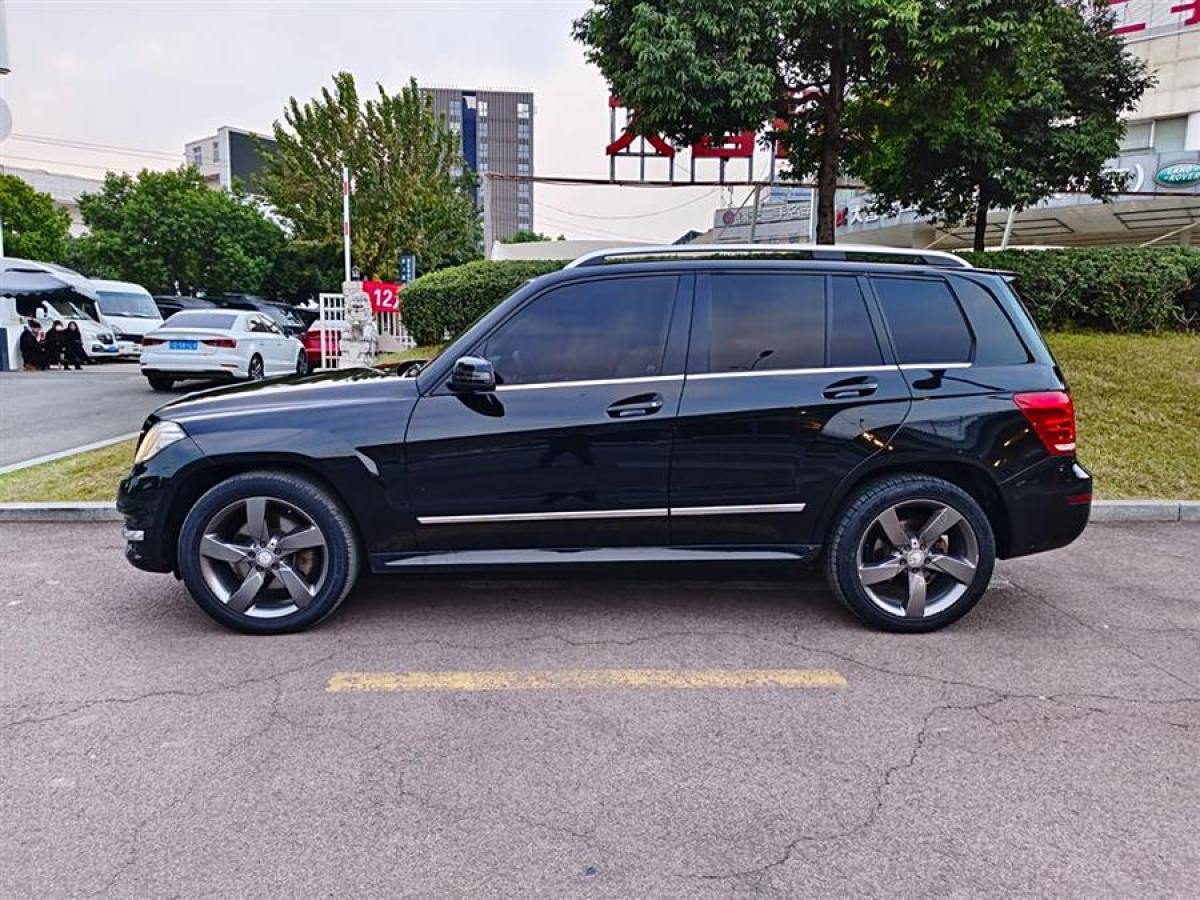 奔馳 奔馳GLK級(jí)  2013款 GLK 300 4MATIC 動(dòng)感天窗型圖片