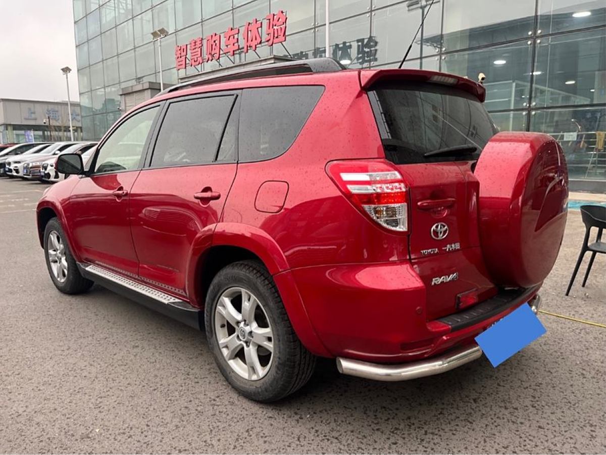 2012年10月豐田 RAV4榮放  2012款 炫裝版 2.4L 自動(dòng)四驅(qū)豪華