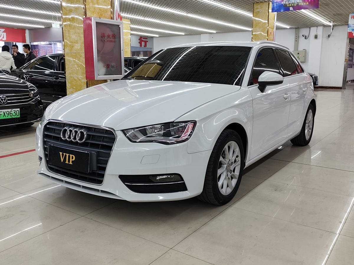 奧迪 奧迪A3  2016款 Sportback 35 TFSI 進(jìn)取型圖片