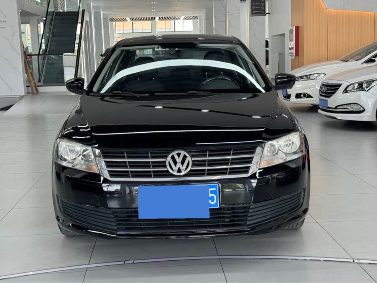 大眾 朗逸  2013款 改款經(jīng)典 1.6L 自動風尚版圖片
