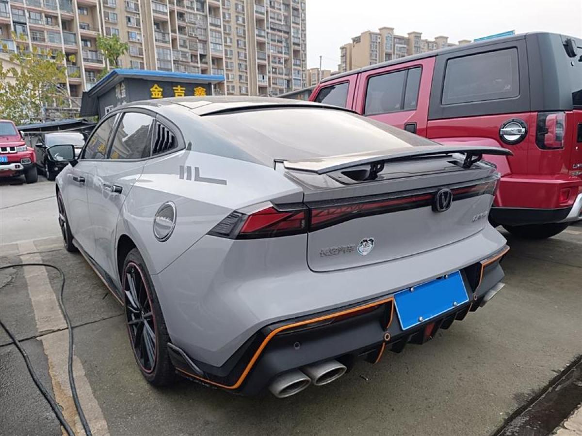 長(zhǎng)安 長(zhǎng)安UNI-V  2022款 1.5T 運(yùn)動(dòng)版圖片